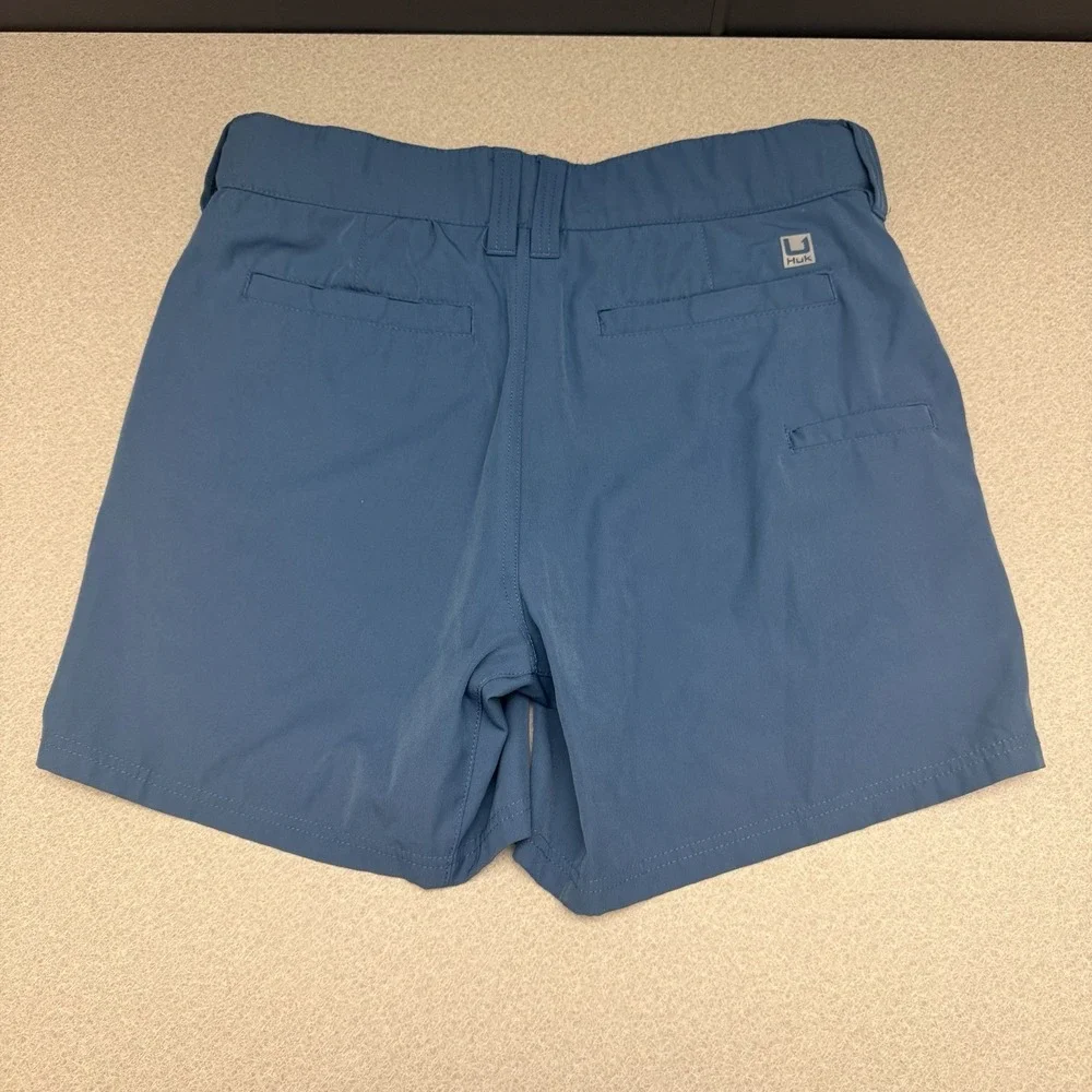Huk Shorts Mens Small Blue Pursuit Fishing Hiking Outdoor Performance Quick Dry